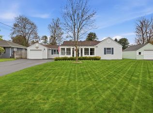51 Briarcliff St, Springfield, MA 01128