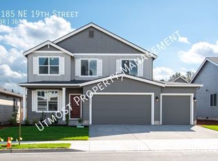 1185 NE 19th St, Battle Ground, WA 98604