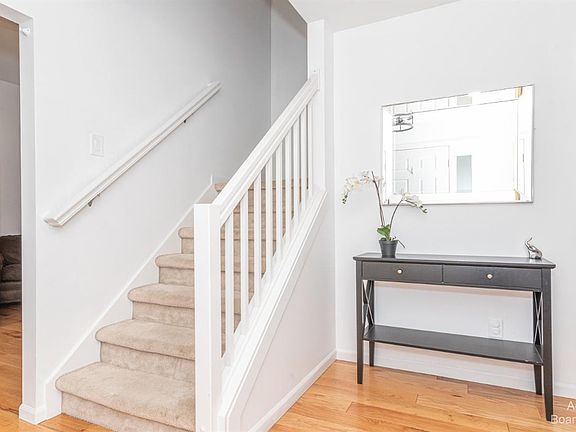 3rd image of 3053 Wildwood Ct