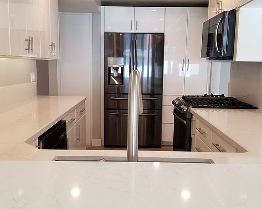 4th image of 18055 Coastline Dr APT 2