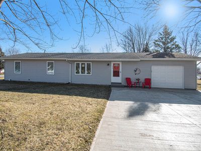 310 N 5th St, Shepherd, MI, 48883