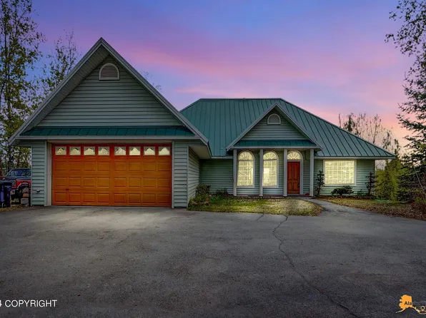 3002 E Long Beach Cir, Wasilla, AK 99654