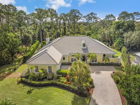 452 BLUE GARDEN LANE, OSPREY, FL 34229