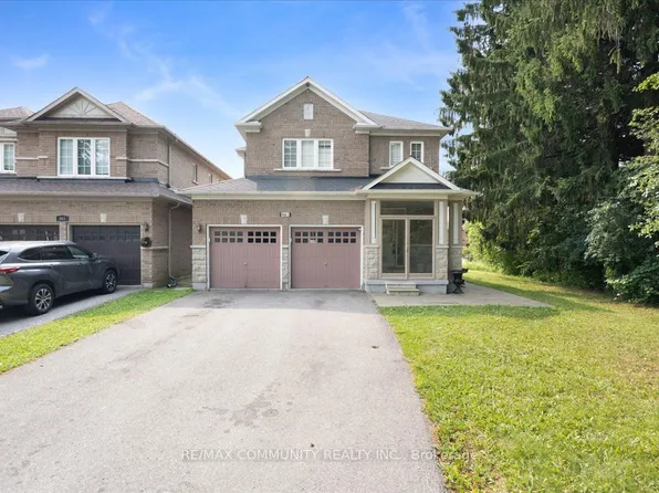 461 Rougewalk Dr, Pickering, ON L1X 0A1