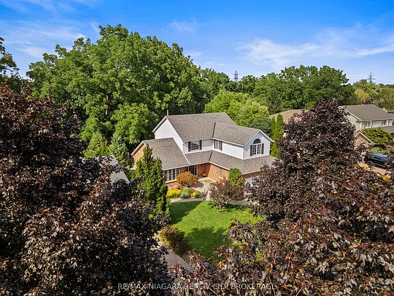 2nd image of 3908 Carolynn Ct