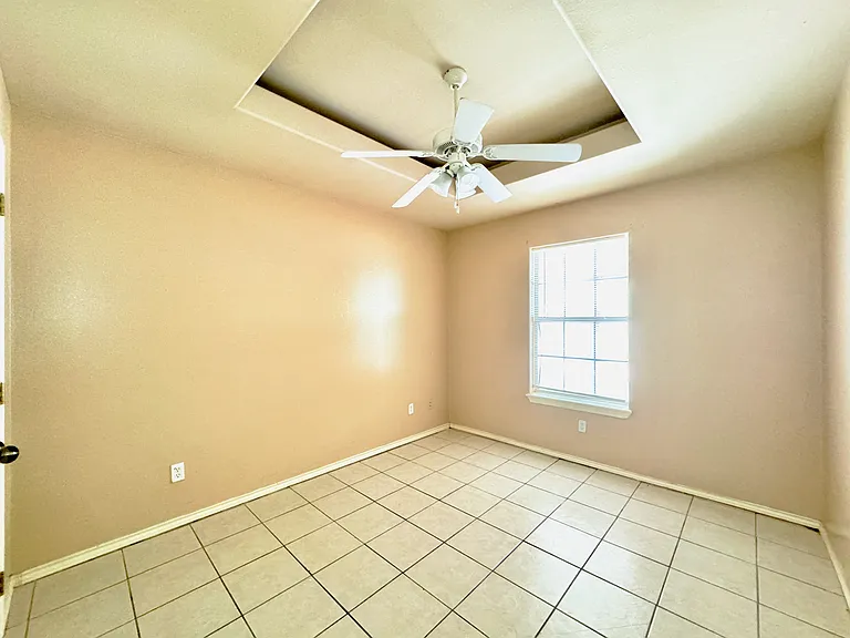 1409 Prosperity Dr #4 — Photo 9