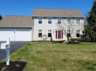 932 Place Rd, Bethlehem, PA 18017