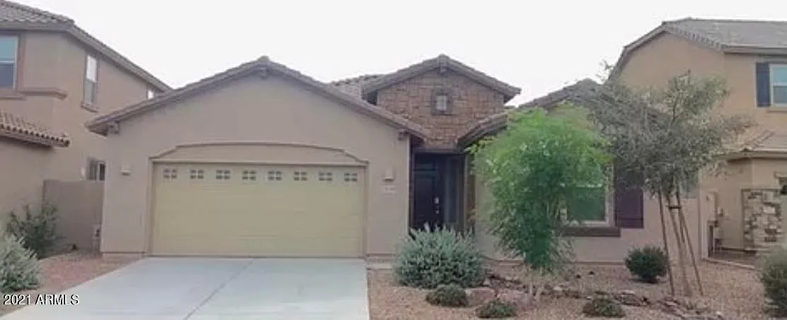 3549 East Apricot Lane — Photo 1