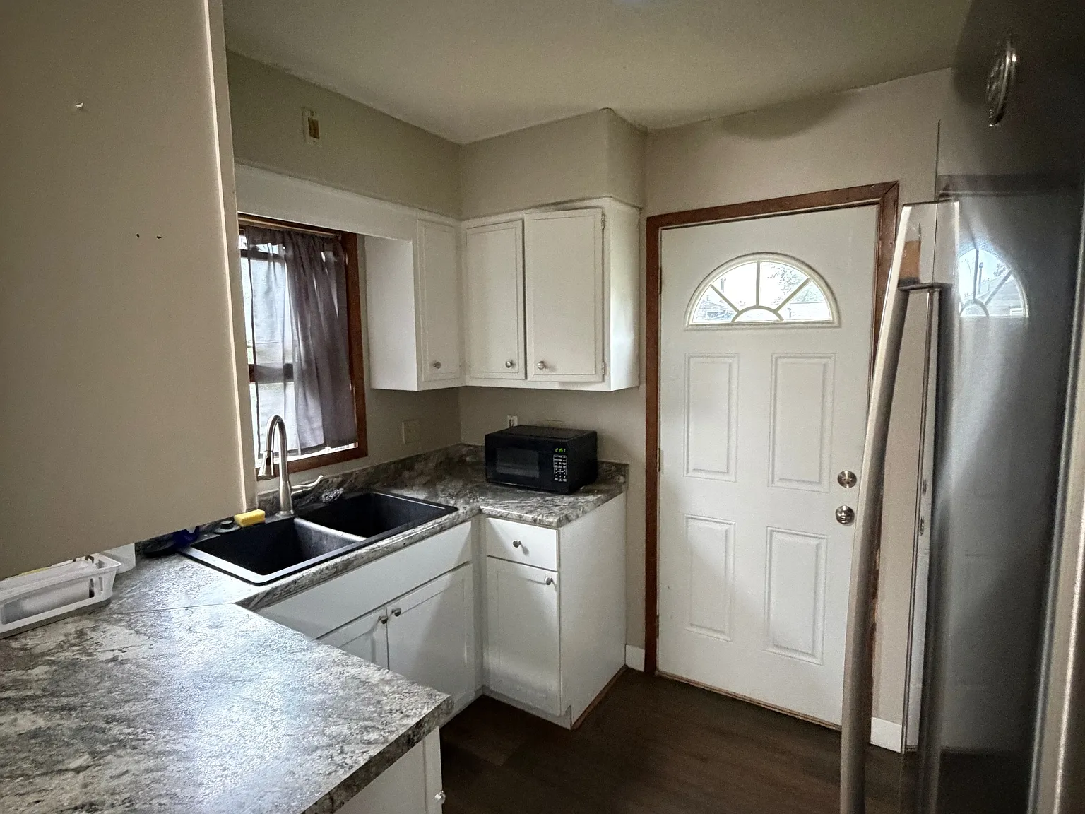 1328 Delta Drive - 2 — Photo 4