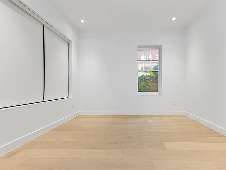 453 Hudson St #1G — Photo 21