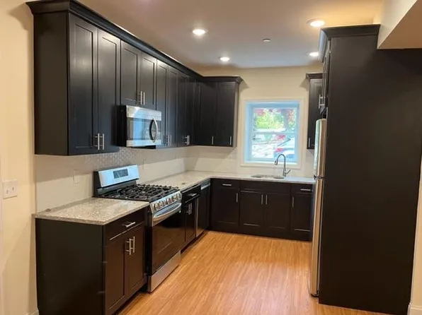 11 Prospect St #1, Mount Arlington, NJ 07856