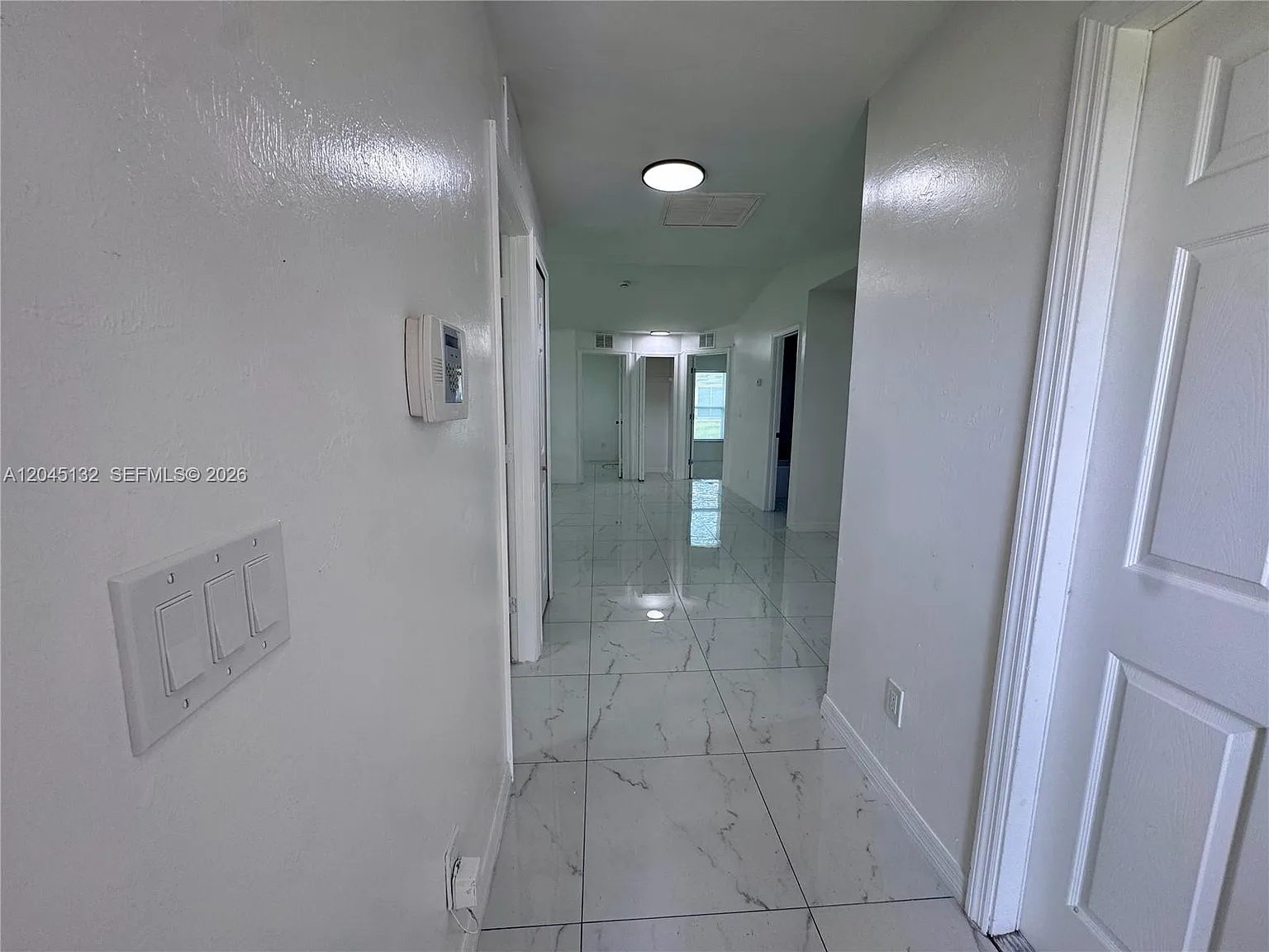 3 bed, 2.0 bath, $1,650 — Photo 2