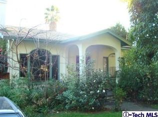 606 E Poppyfields Dr, Altadena, CA 91001