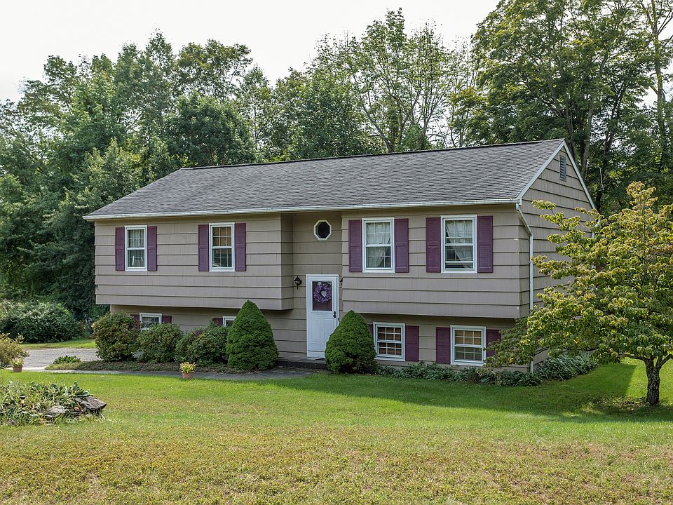 61 Meadowland Drive