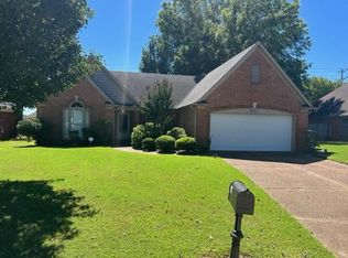 8511 Shingle Oaks Dr, Cordova, TN 38018