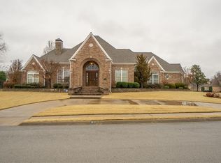 2621 Willow Bend Cir, Springdale, AR 72762