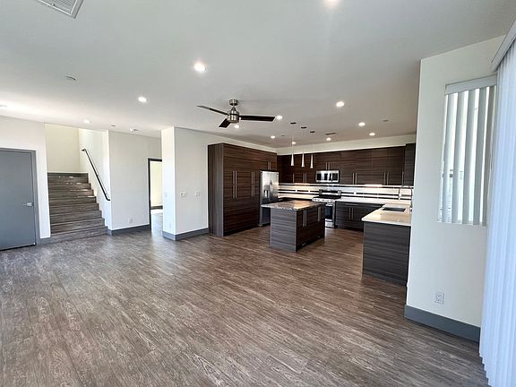 5th image of 6437 W 86th Pl