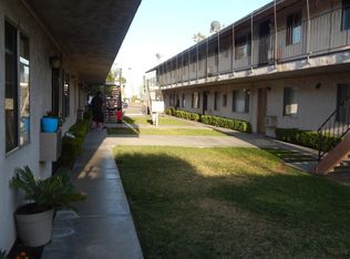 8940 Mango Ave APT 6, Fontana, CA 92335