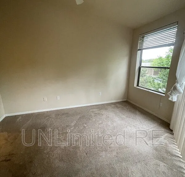 1401 N 4th St #225 — Photo 11