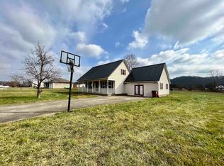 133 Mars St, Greenup, KY 41144