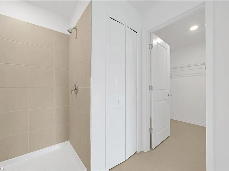 17158 Pompeii Way — Photo 24