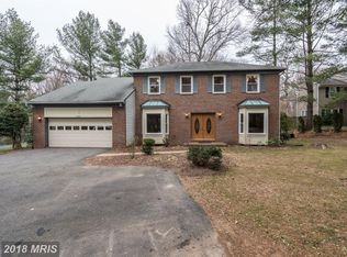 12004 Vale Rd, Oakton, VA 22124