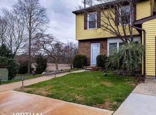 1 Pendleton Pl, Old Bridge, NJ 08857