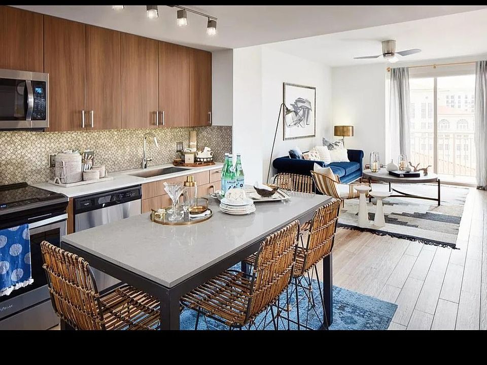 1st image of 30 Minorca Ave Floor 3A