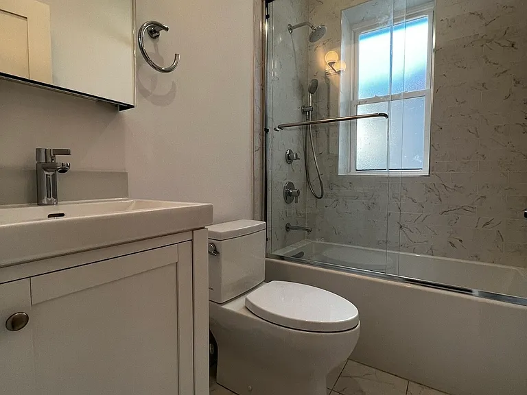 42 Englewood Ave #3 — Photo 14