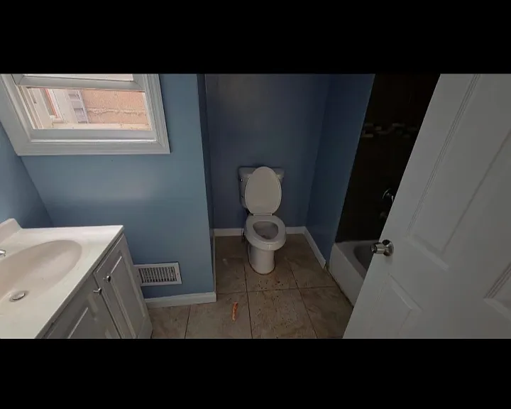736 S 12th St #2L — Photo 3