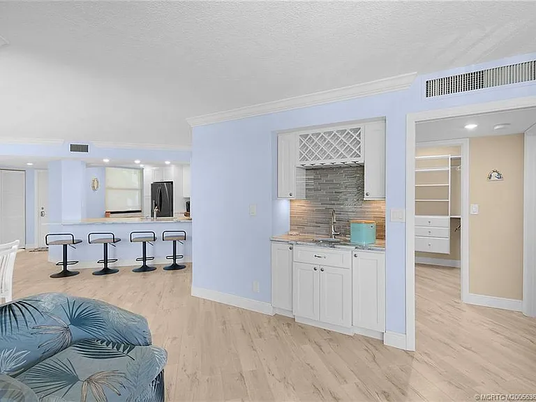 9550 S Ocean Dr #310 — Photo 15