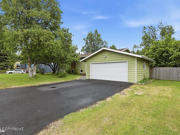 3rd image of 2260 Tasha Dr
