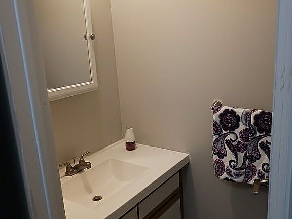 5th image of 29656 Clarita St