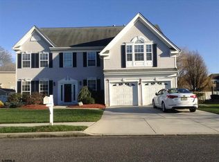 10 Haviv Dr, Northfield, NJ 08225