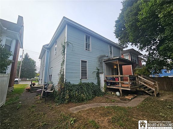 2nd image of 316 W Henley St