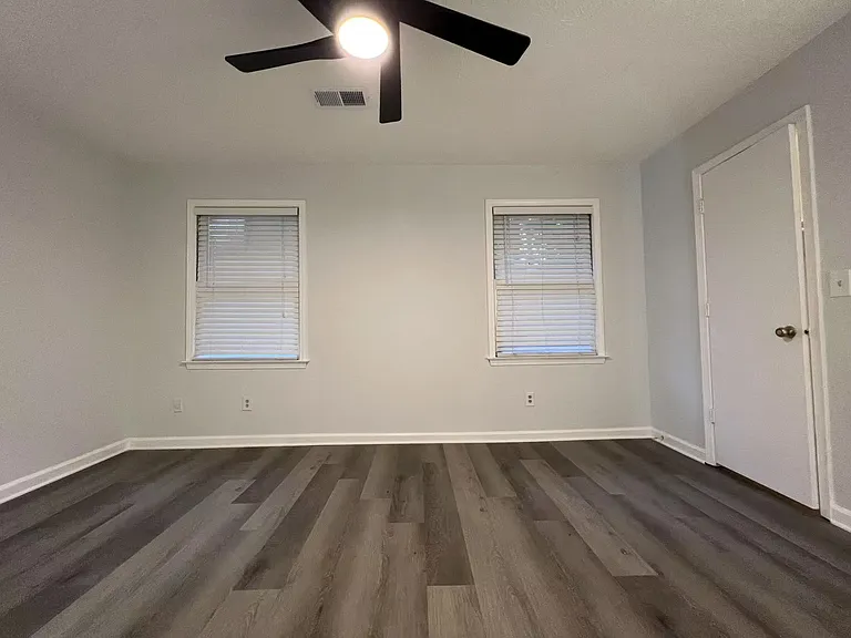 5020 Leeshire Trl — Photo 17