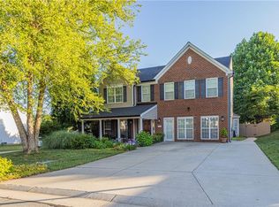 105 Creeks Edge Ct, Clemmons, NC 27012