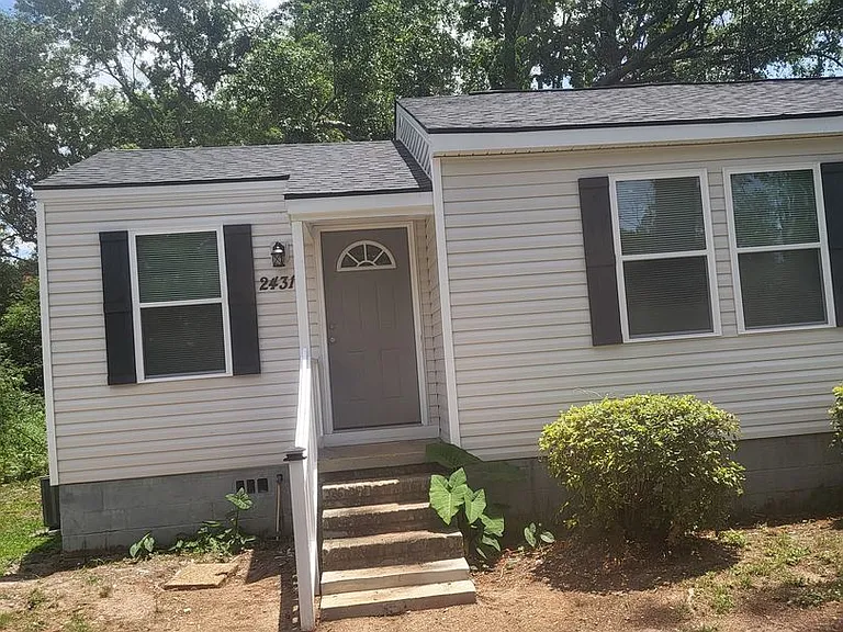 2431 Knox Dr — Photo 1