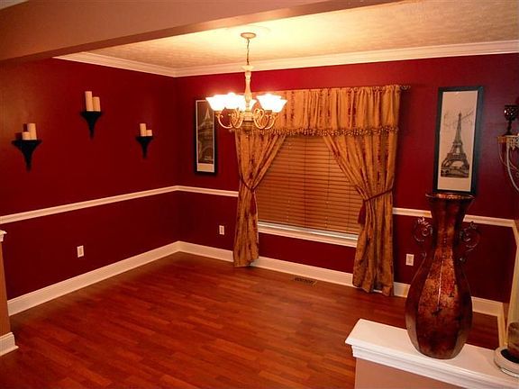 3rd image of 3827 Frostwood Dr