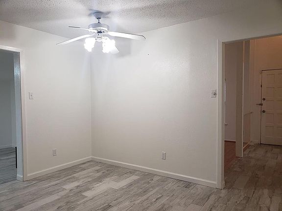 5th image of 2517 Sam Houston Dr