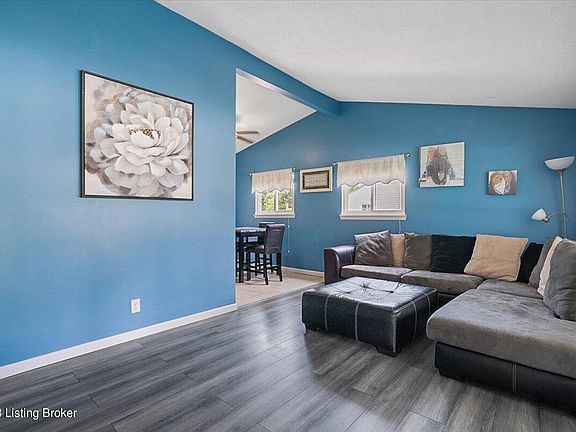 3rd image of 13306 Hinchbrook Blvd