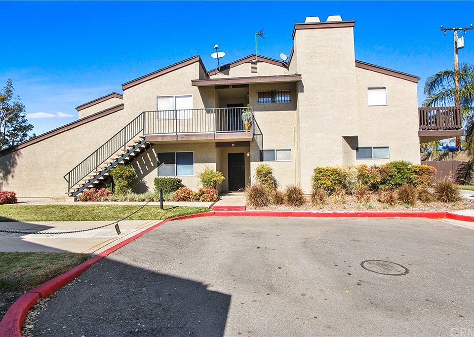 1st image of 4424 W San Jose St #25