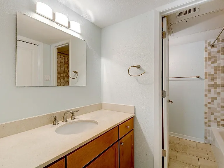 3204 Menchaca Rd #712 — Photo 16