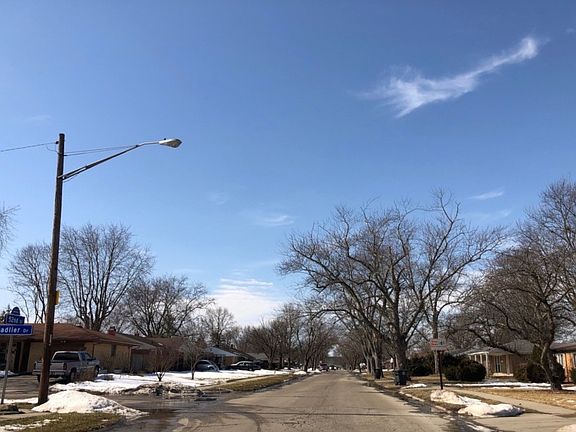 5th image of 7413 E 52nd St