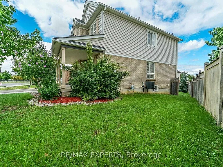 357 Brisdale Dr — Photo 2