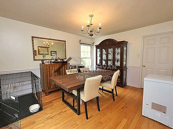 4th image of 3606 Manford Dr