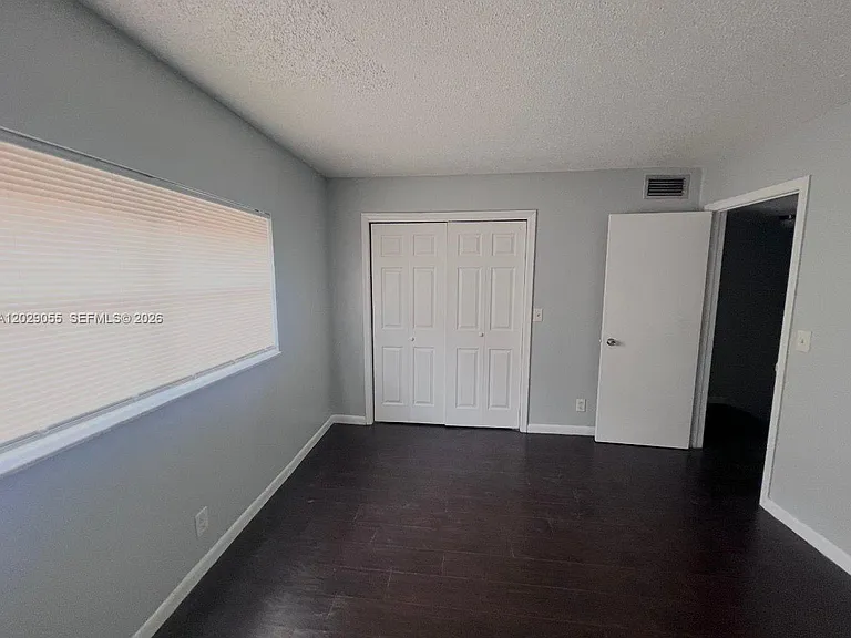 2512 NW 52nd Ave #22B — Photo 6