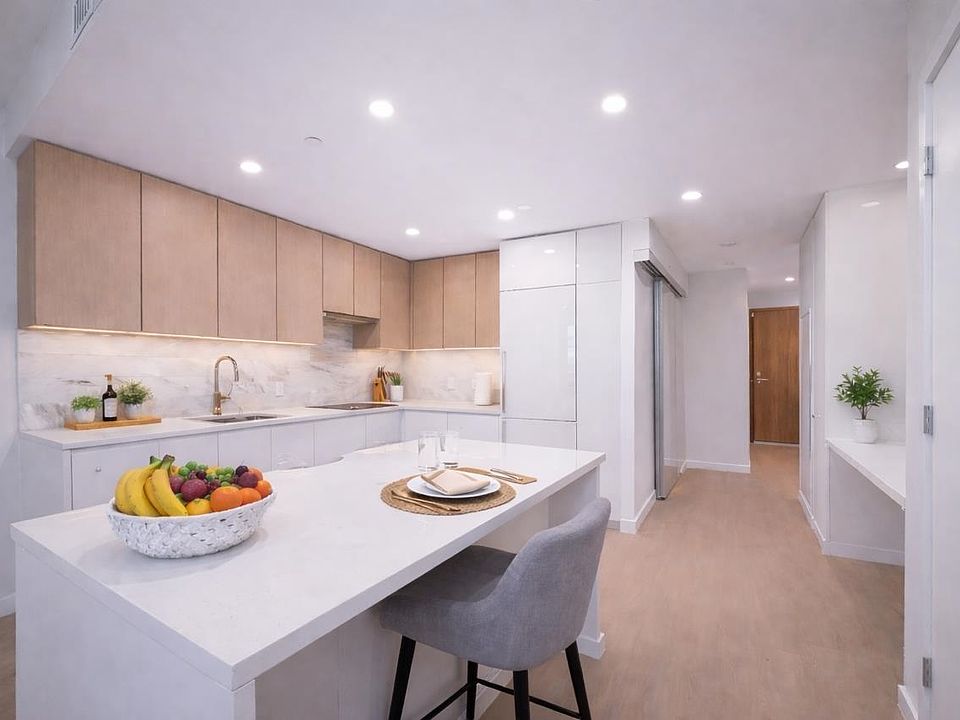 1st image of 2108 Gilmore Ave #909