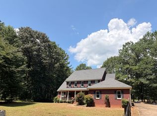 1917 Al Roberts Rd, Senoia, GA 30276