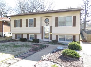 1720 Uceyle Ave, Saint Louis, MO 63114